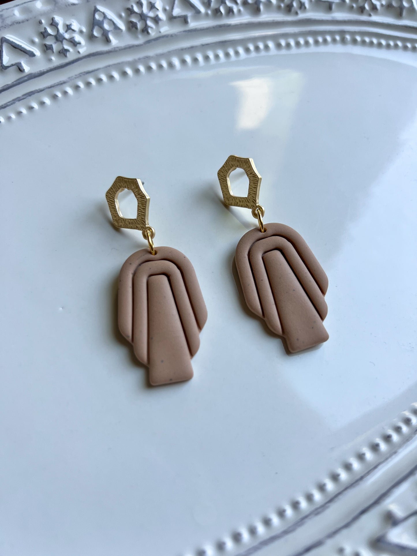 Neutral Tan | Dangles